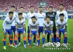 今晨山东泰山调整名单以备足总杯,临场应变环节打磨,球迷炸锅,资深球员宣示担当(足协杯2024山东泰山最新消息) 今晨山东泰山调整名单以备足总杯,临场应变环节打磨,球迷炸锅,资深球员宣示担当(足协杯2024山东泰山最新消息)