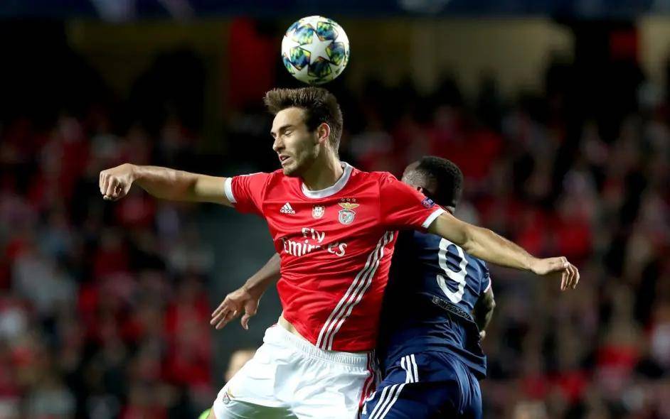 开云体育官网-关于转折点！新疆广汇状态回暖；荷甲今夜攻防权衡；底气十足；心理建设被强调的信息